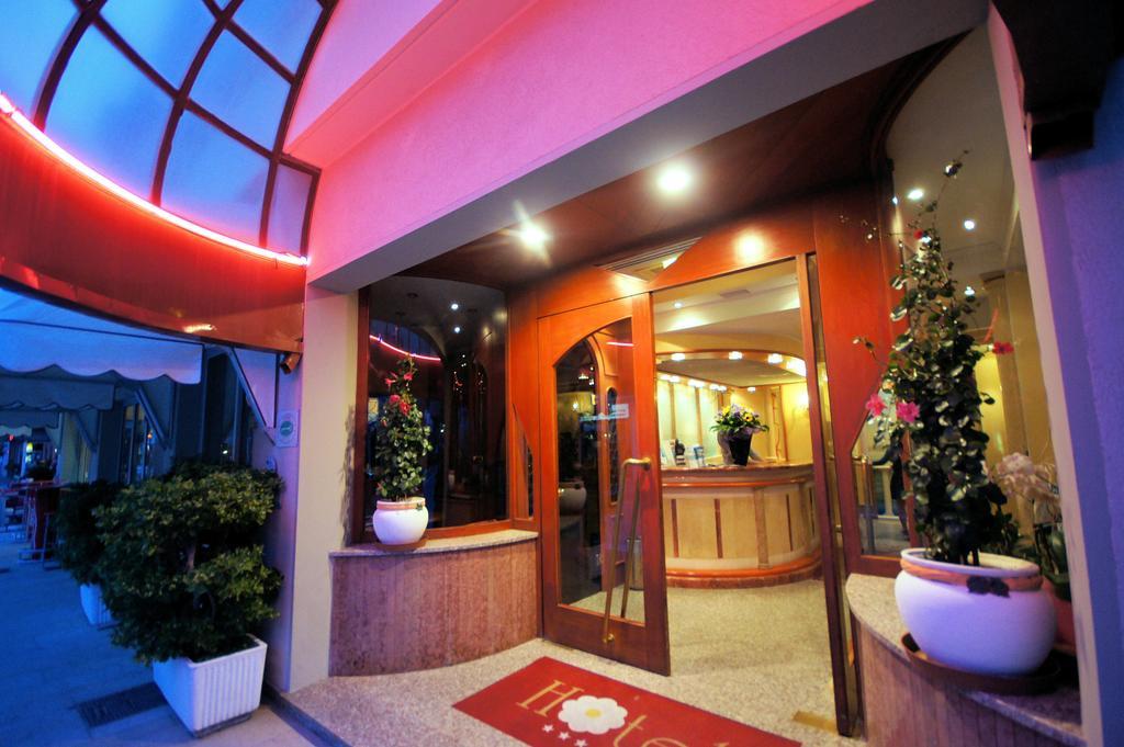 Hotel Margherita Lido di Jesolo Ngoại thất bức ảnh